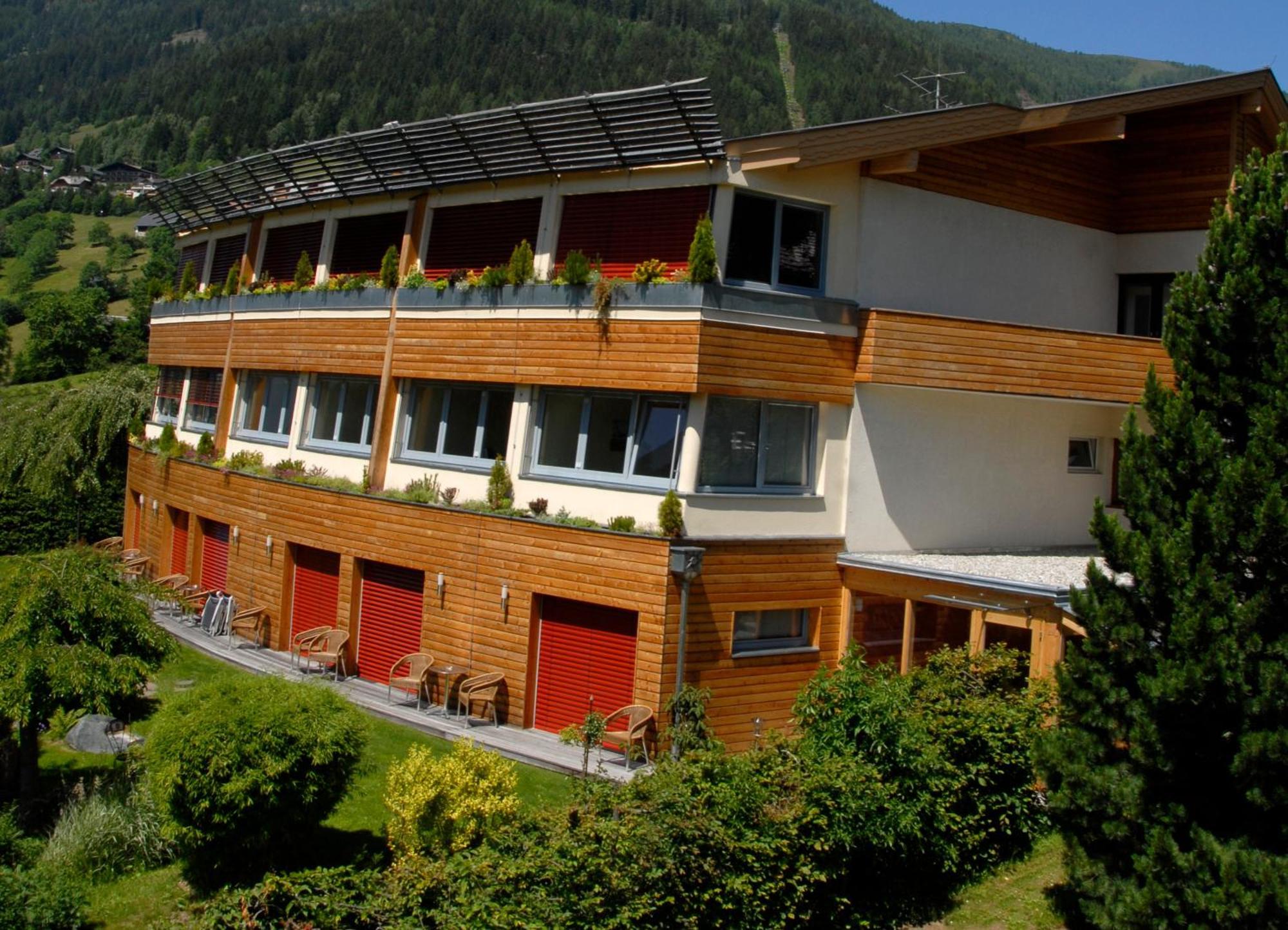 Hotel Sonnenheim Bad Kleinkirchheim Exterior foto